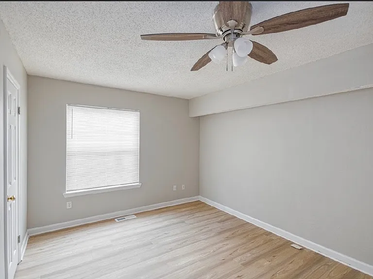 3385 Tansey Ct — Photo 16