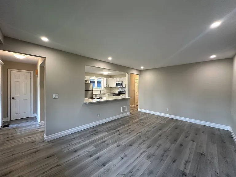 368 Fairlawn St — Photo 11