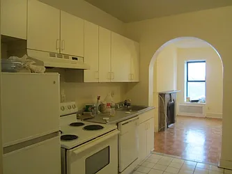 Rented by Aimee Grodanz, LREB