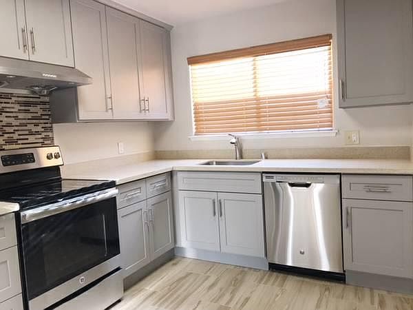 1st image of 429 43rd Ave APT 3