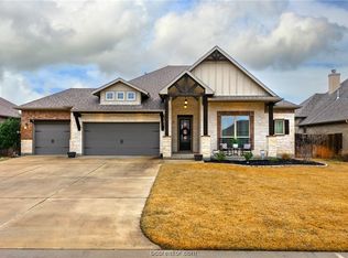 4411 Hadleigh Ln, College Station, TX 77845