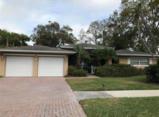 204 Corbett St, Belleair, FL 33756