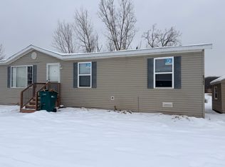 8343 Feather Holw, Fenton, MI