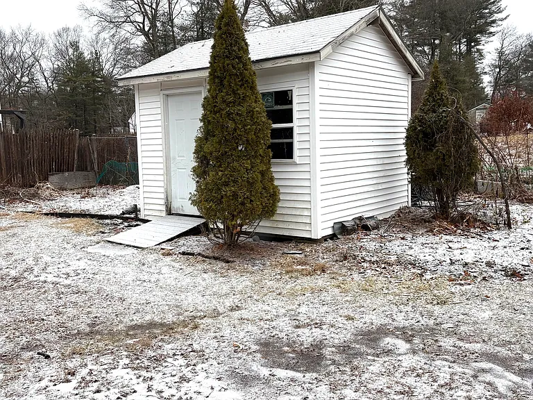 Storage shed