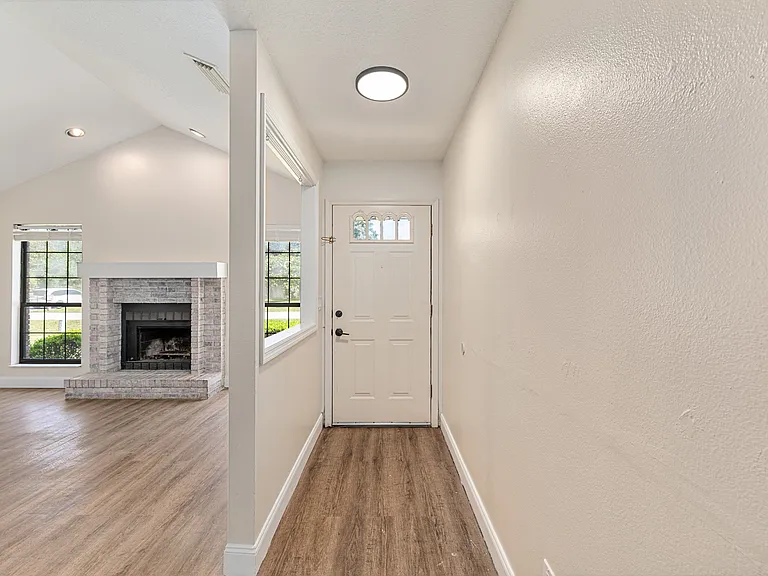 5164 SE 24th St — Photo 31