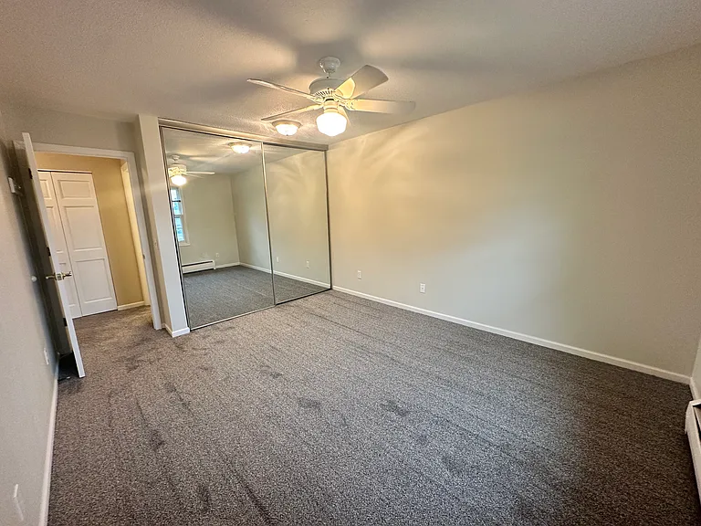 821 Smetana Rd #5 — Photo 12