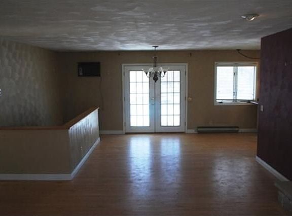 4th image of 112 River St