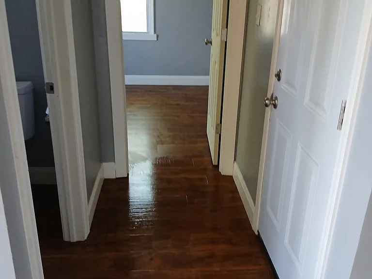 1231 Auburn Ct — Photo 2