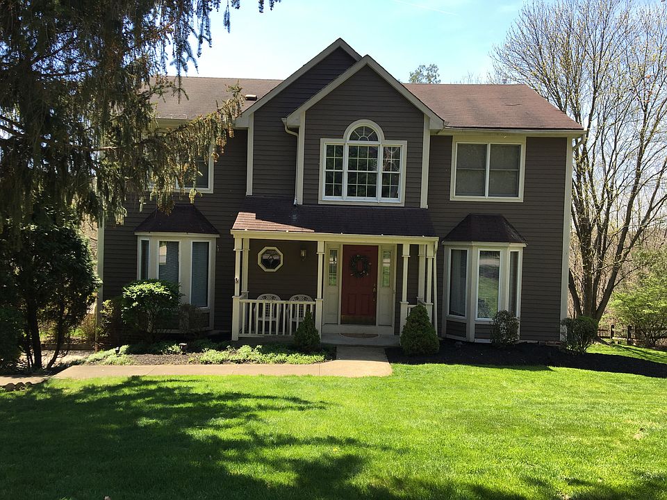 1st image of 10136 Woodbury Dr