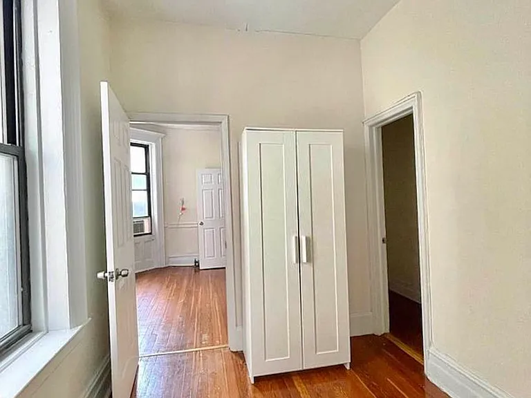 243 W 107th St #2W — Photo 4