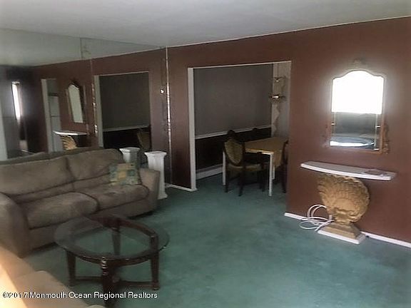 2nd image of 26 Chancellor Ct