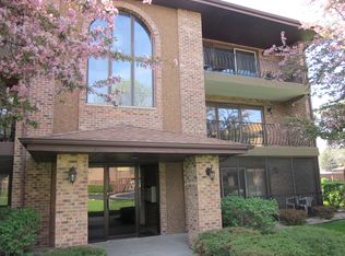 11116 Heritage Dr APT 2A, Palos Hills, IL 60465