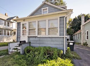 613 N Jackson St, Waukegan, IL 60085