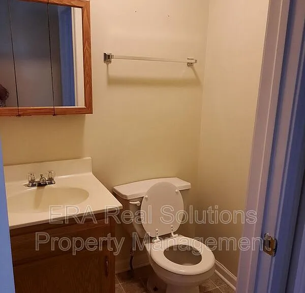 1036 N West St — Photo 5