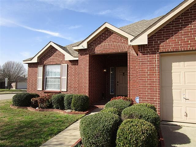 1st image of 1901 Caddo Springs Dr