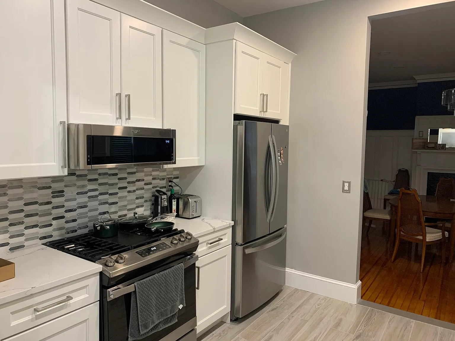 3 bed, 3000 sqft, $4,400 — Photo 4