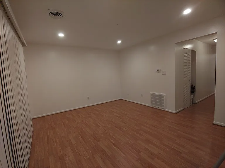 8603 Seasons Way — Photo 10