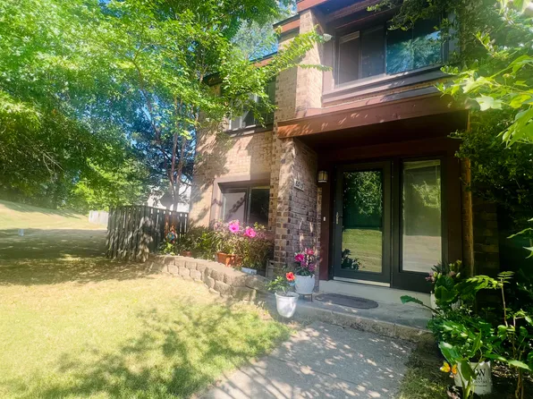 8313 Canning Ter, Greenbelt, MD 20770