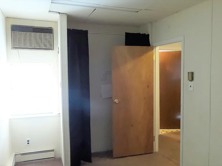 2436 S Mole St — Photo 15