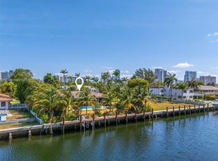 419 Alamanda Dr, Hallandale, FL 33009