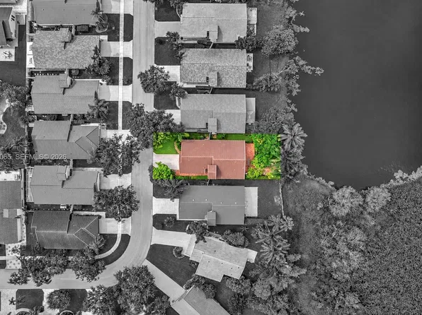 17621 SW 4th Ct, Pembroke Pines, FL 33029