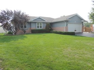 2500 La Brecque Dr, Plainfield, IL