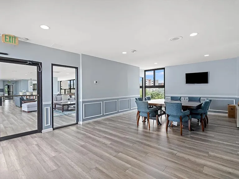 600 Roosevelt Blvd — Photo 8
