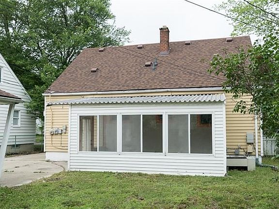 5th image of 1169 Evelyn Ave