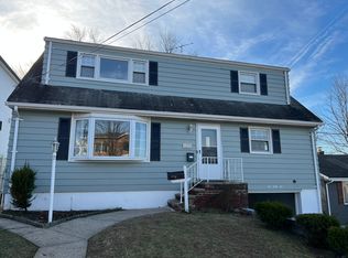 242 Floral Ln FLOOR 1, Wood Ridge, NJ 07075