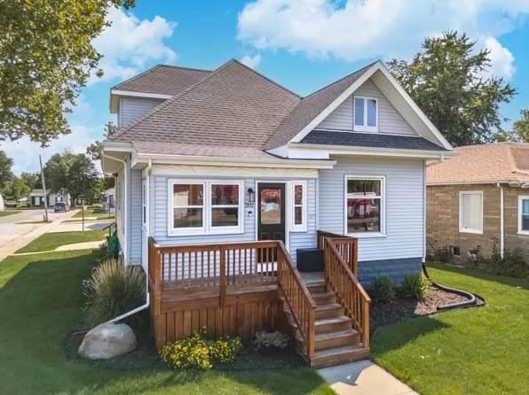 202 W Jackson St, Cullom, IL 60929