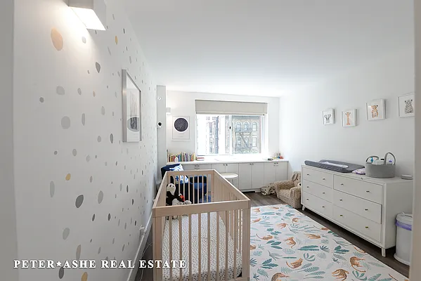 Rented by Peter Ashe | media 61