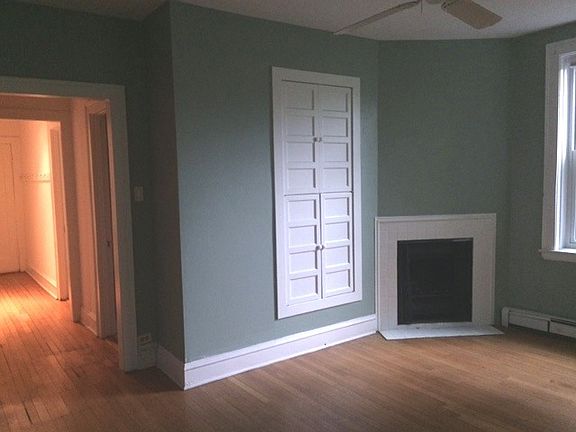 5th image of 640 W Waveland Ave #2A