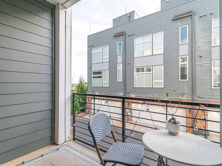 439 Southend Crossing Ln — Photo 22