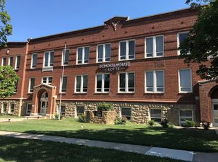 704 Chapel St #15699422, Baldwin City, KS 66006
