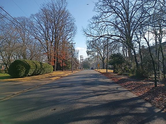 5th image of 4827 Princeton Rd