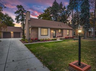 30675 Tennessee St, Roseville, MI 48066