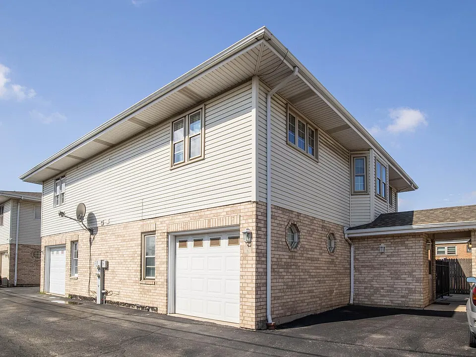 5343 S Long Ave #6