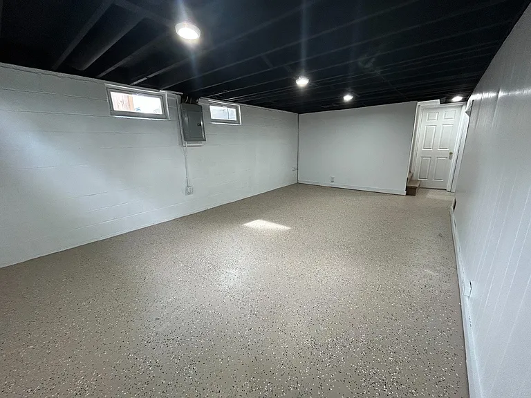 4283 Beechgrove Dr — Photo 11