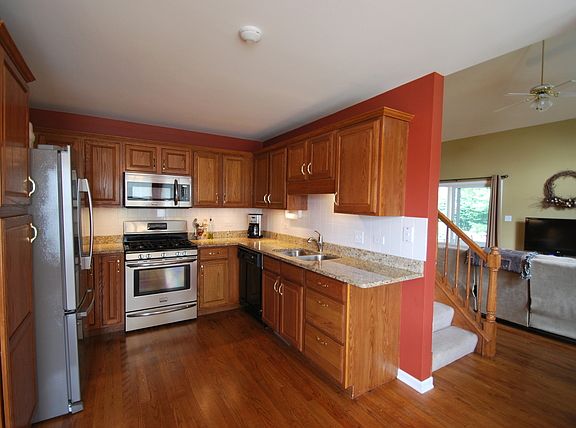 5th image of 2031 Tamahawk Ln #2031