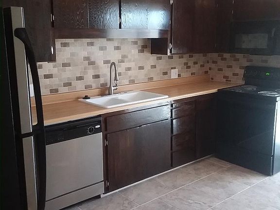 3rd image of 1031 E Butler Dr Unit C