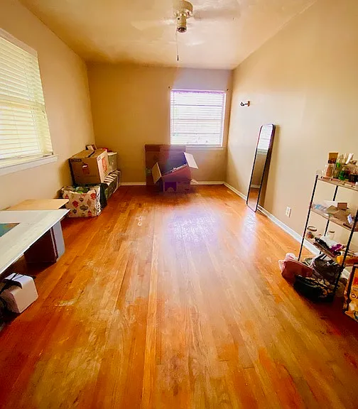 1804 Mohican St — Photo 2