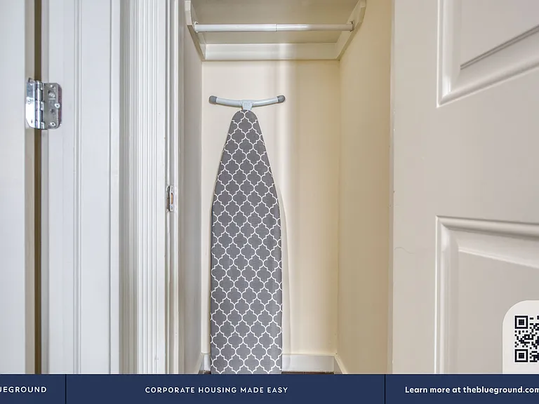 535 Hudson St #3D — Photo 10