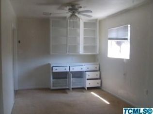 2132 14th Ave, Kingsburg, CA 93631