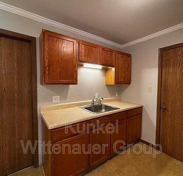 2609A Sierra Dr — Photo 7