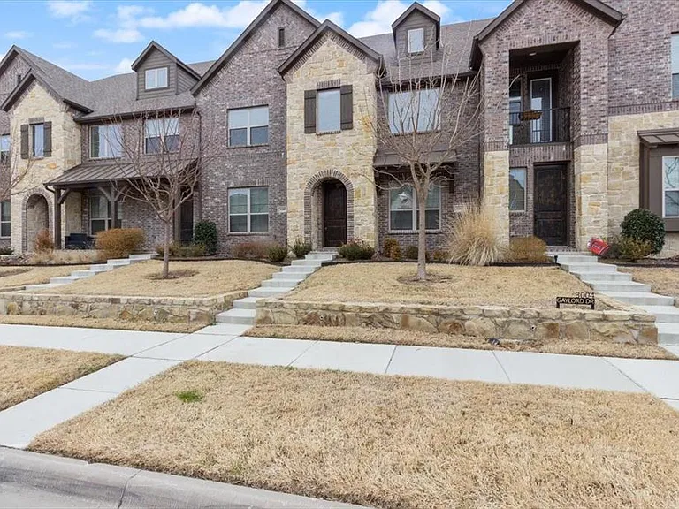 3008 Gaylord Dr — Photo 1