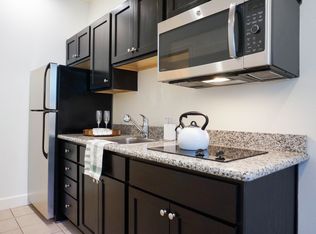 Couve, Portland, OR 97227