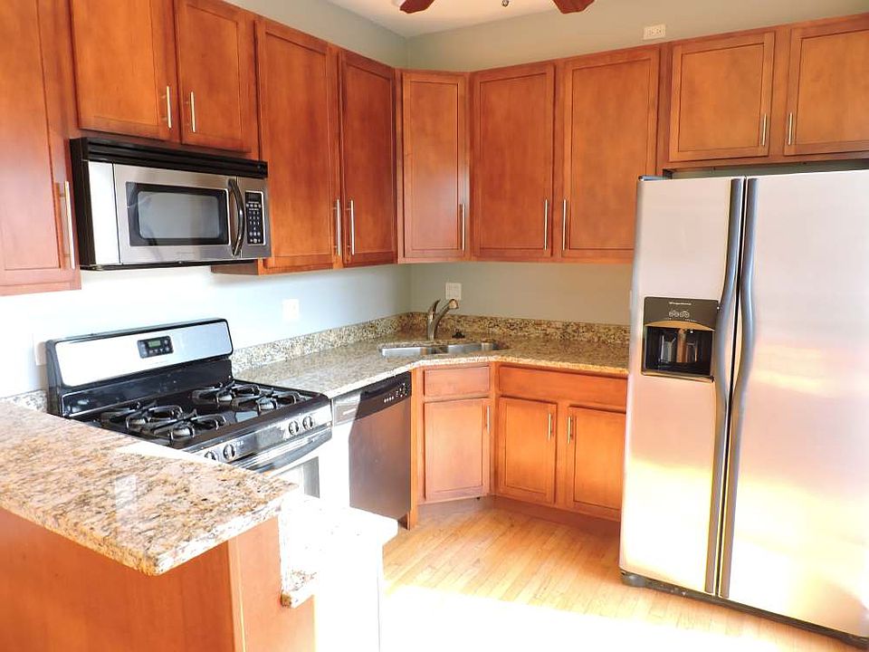 1st image of 5642 N Broadway St APT 3W