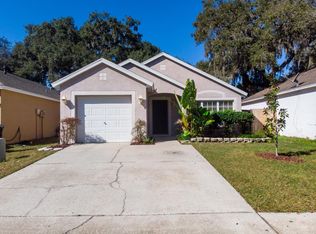 15106 Deer Meadow Dr, Lutz, FL 33559