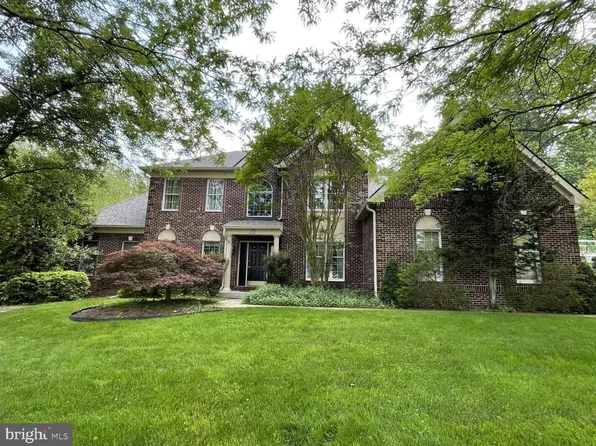 106 Parkview Cir, Media, PA 19063