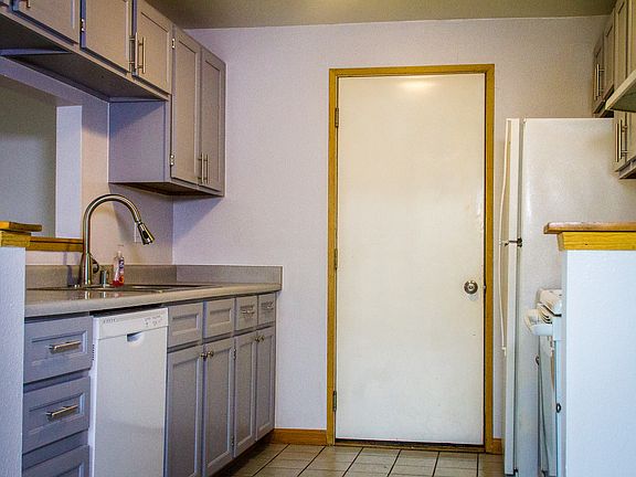 4th image of 11206 72nd Avenue Ct E #11206